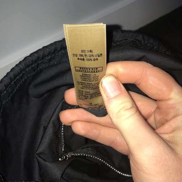 Burberry Nova check sling bag - Picture 3 of 10